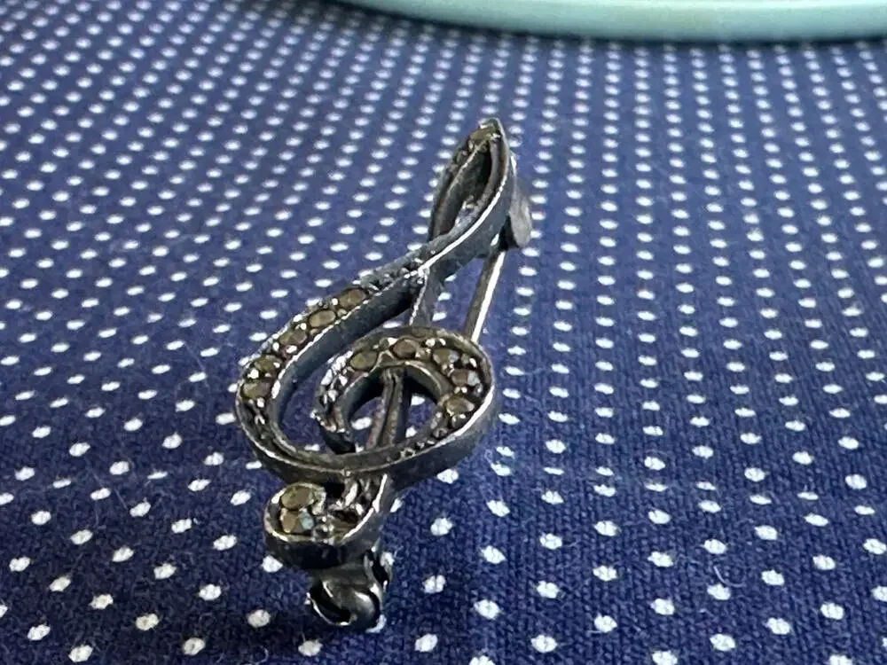 Sterling Silver Marcasite Music Note Pin Stamped 925 Vintage Estate Piece